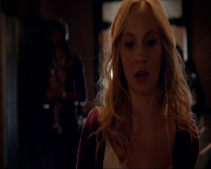 VampireDiariesWorld-dot-nl_7x05LiveThroughThis0736.jpg