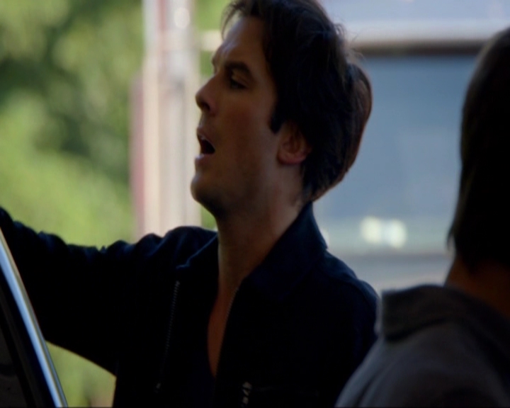 VampireDiariesWorld-dot-nl_7x05LiveThroughThis0742.jpg