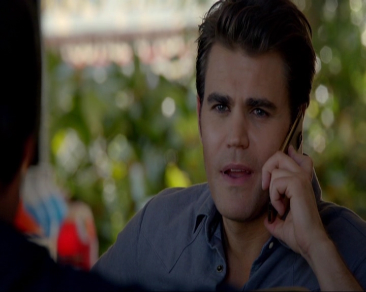 VampireDiariesWorld-dot-nl_7x05LiveThroughThis0748.jpg