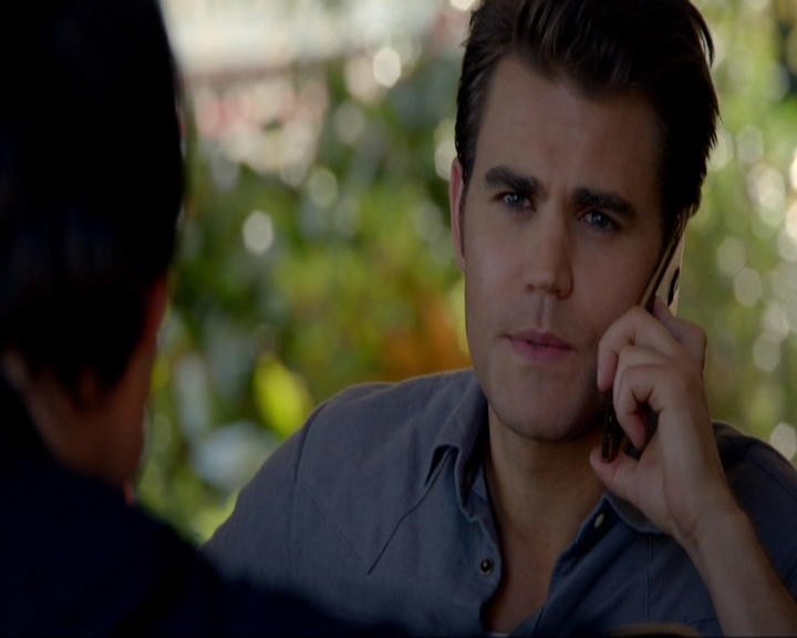 VampireDiariesWorld-dot-nl_7x05LiveThroughThis0750.jpg