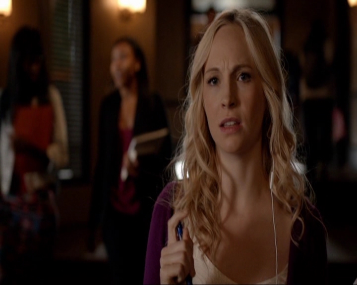 VampireDiariesWorld-dot-nl_7x05LiveThroughThis0757.jpg