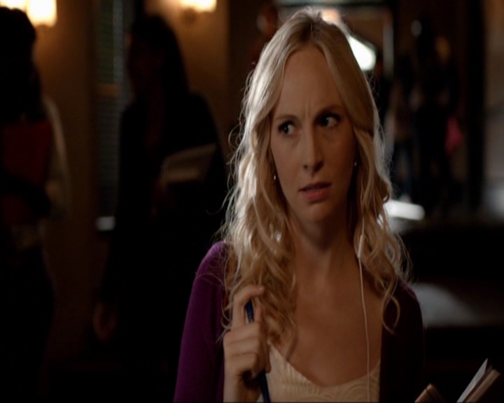 VampireDiariesWorld-dot-nl_7x05LiveThroughThis0758.jpg