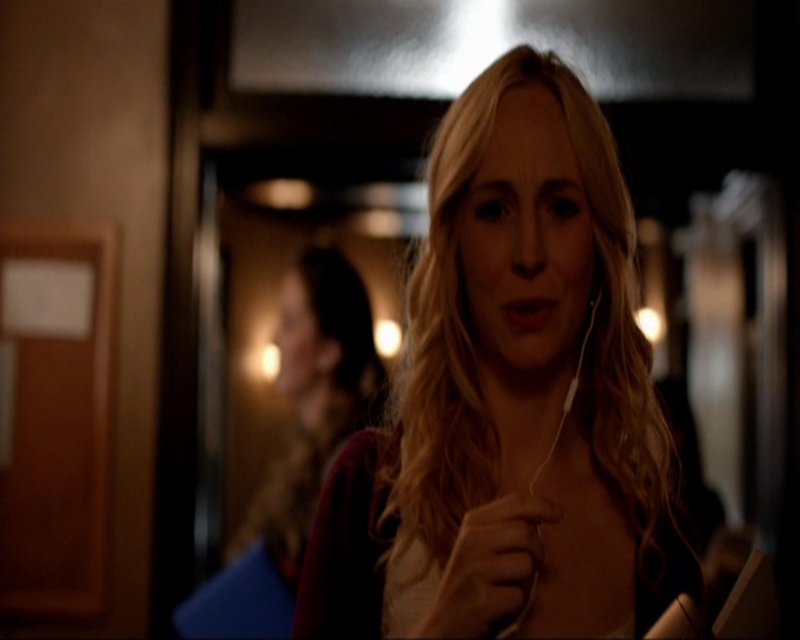 VampireDiariesWorld-dot-nl_7x05LiveThroughThis0765.jpg