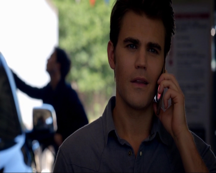 VampireDiariesWorld-dot-nl_7x05LiveThroughThis0774.jpg