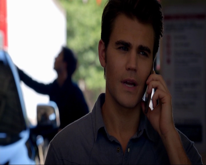 VampireDiariesWorld-dot-nl_7x05LiveThroughThis0776.jpg