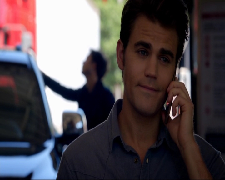 VampireDiariesWorld-dot-nl_7x05LiveThroughThis0780.jpg