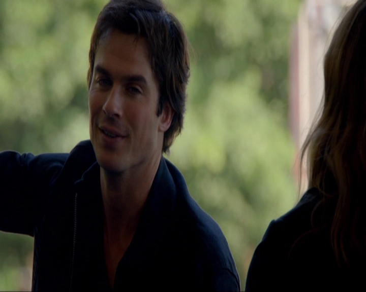 VampireDiariesWorld-dot-nl_7x05LiveThroughThis0807.jpg