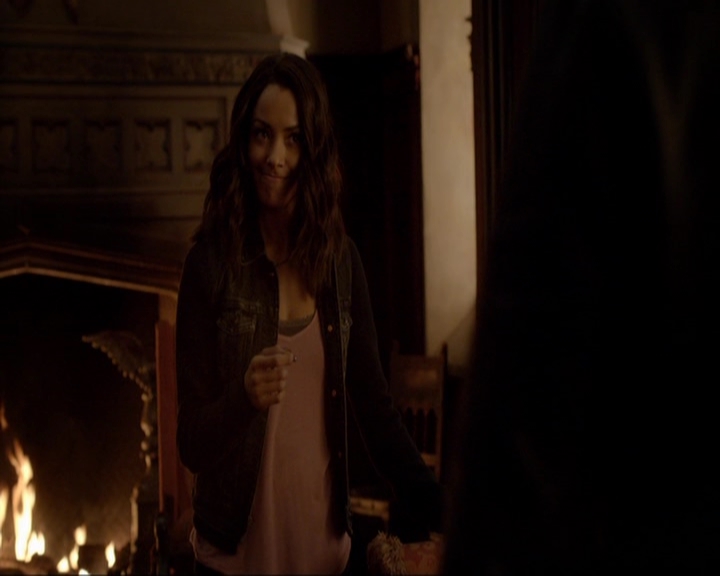 VampireDiariesWorld-dot-nl_7x05LiveThroughThis0861.jpg