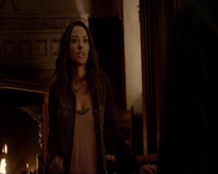 VampireDiariesWorld-dot-nl_7x05LiveThroughThis0862.jpg