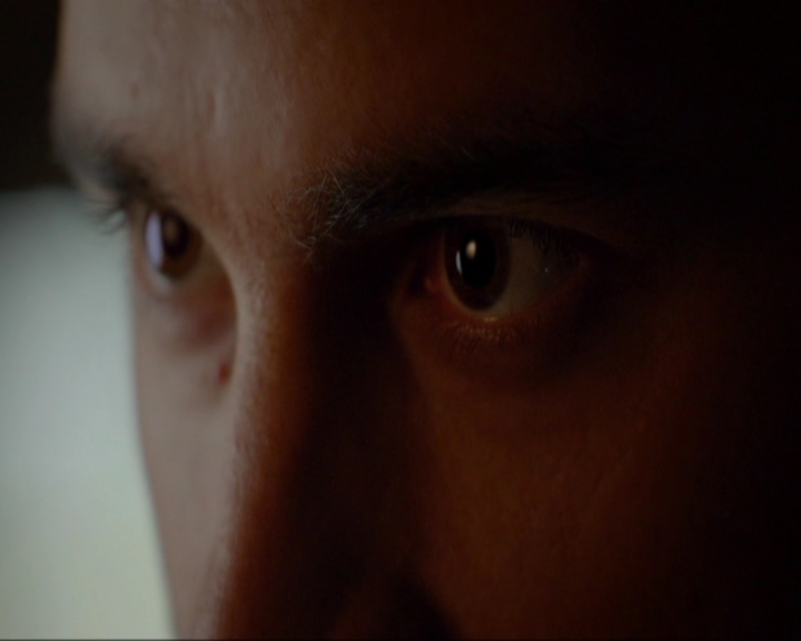 VampireDiariesWorld-dot-nl_7x05LiveThroughThis0895.jpg