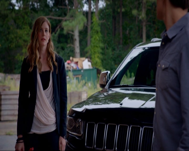 VampireDiariesWorld-dot-nl_7x05LiveThroughThis0941.jpg