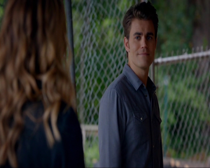 VampireDiariesWorld-dot-nl_7x05LiveThroughThis0944.jpg