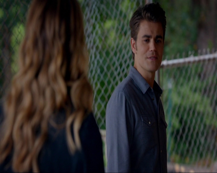 VampireDiariesWorld-dot-nl_7x05LiveThroughThis0945.jpg