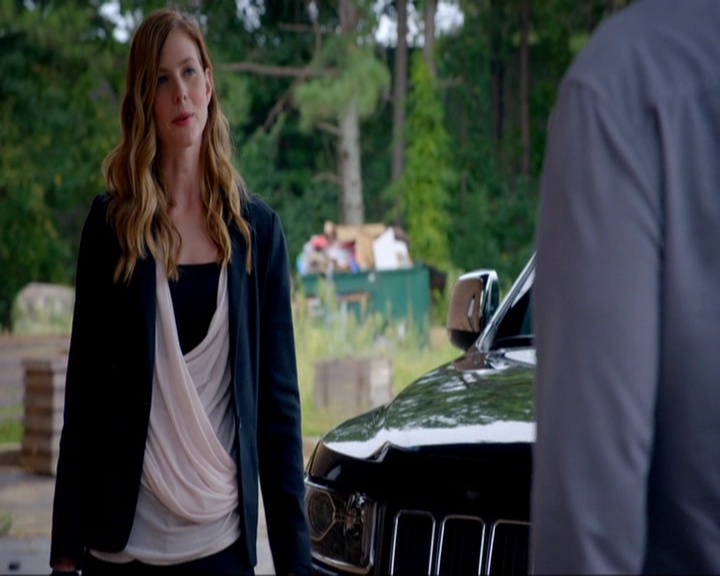 VampireDiariesWorld-dot-nl_7x05LiveThroughThis0947.jpg