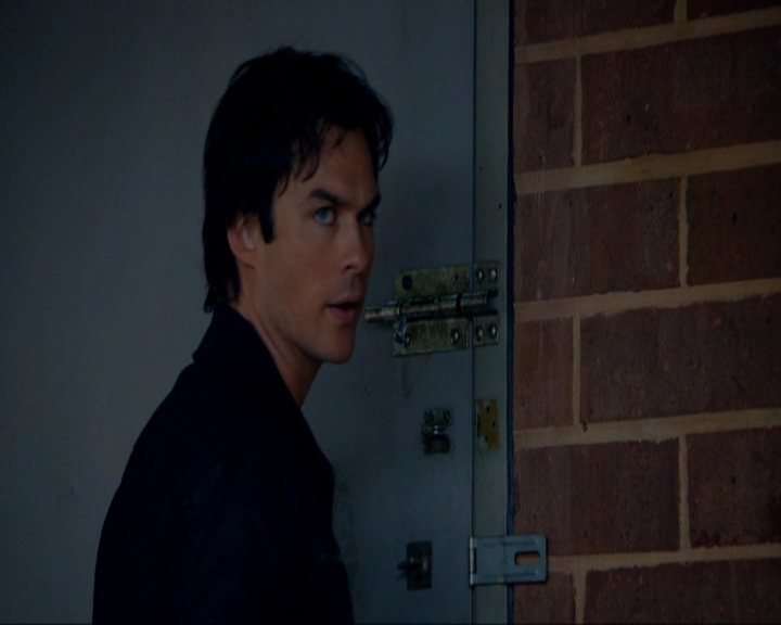 VampireDiariesWorld-dot-nl_7x05LiveThroughThis0968.jpg