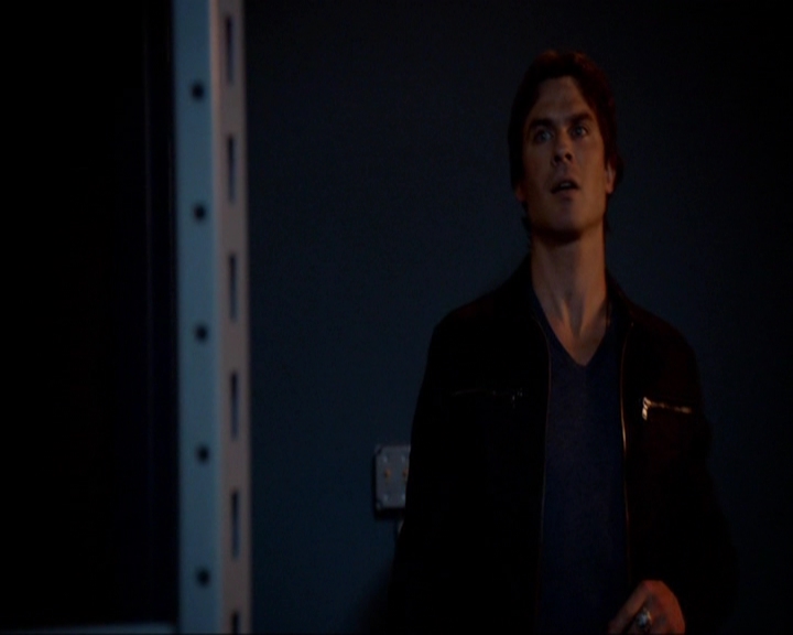 VampireDiariesWorld-dot-nl_7x05LiveThroughThis0977.jpg