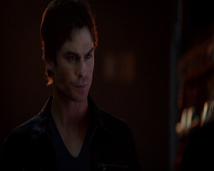 VampireDiariesWorld-dot-nl_7x05LiveThroughThis1005.jpg