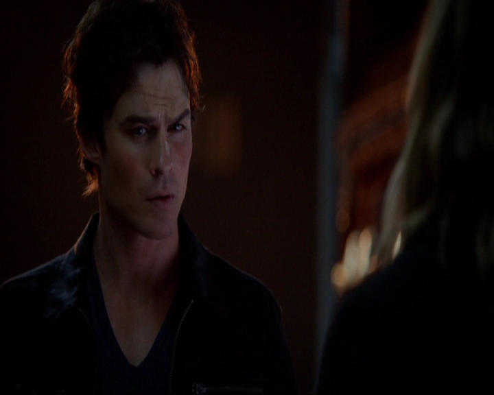 VampireDiariesWorld-dot-nl_7x05LiveThroughThis1009.jpg