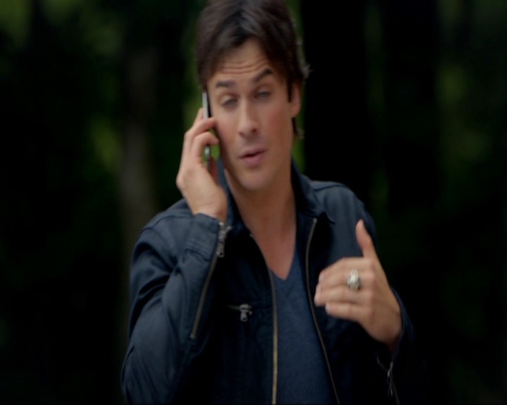 VampireDiariesWorld-dot-nl_7x05LiveThroughThis1049.jpg