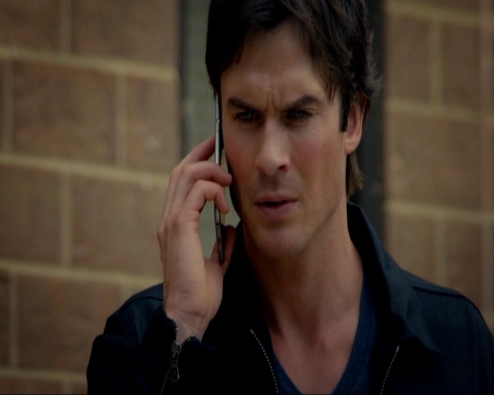 VampireDiariesWorld-dot-nl_7x05LiveThroughThis1070.jpg