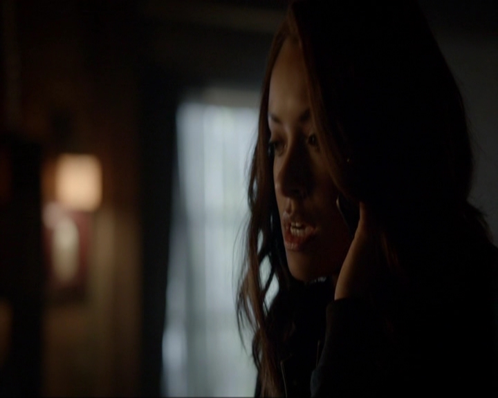 VampireDiariesWorld-dot-nl_7x05LiveThroughThis1085.jpg