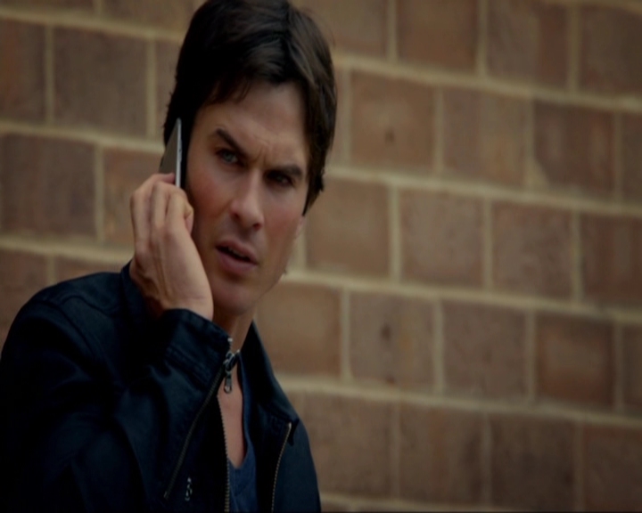 VampireDiariesWorld-dot-nl_7x05LiveThroughThis1088.jpg