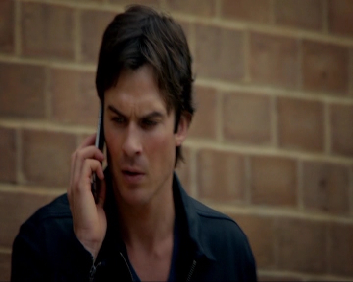 VampireDiariesWorld-dot-nl_7x05LiveThroughThis1089.jpg