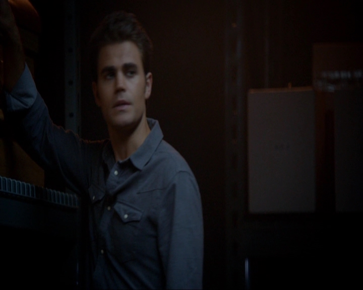 VampireDiariesWorld-dot-nl_7x05LiveThroughThis1231.jpg