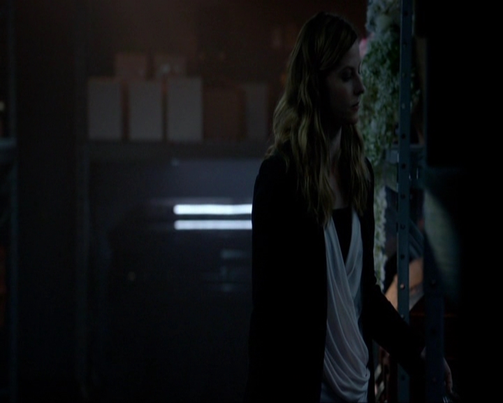 VampireDiariesWorld-dot-nl_7x05LiveThroughThis1249.jpg