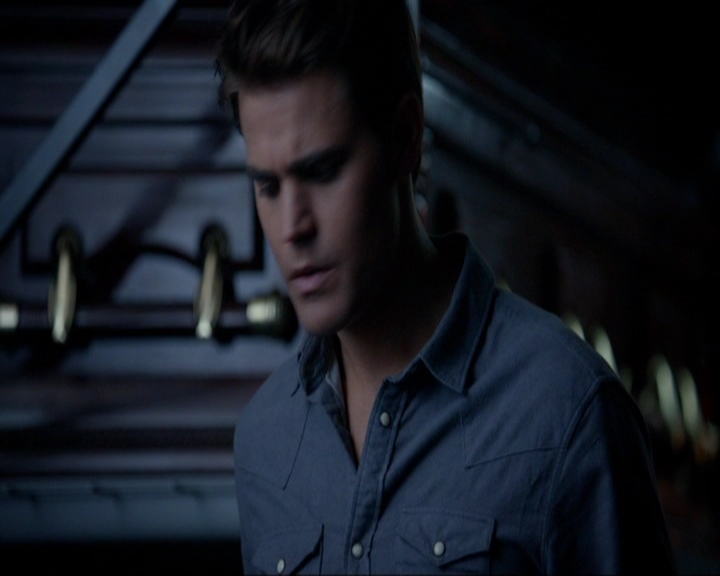 VampireDiariesWorld-dot-nl_7x05LiveThroughThis1271.jpg