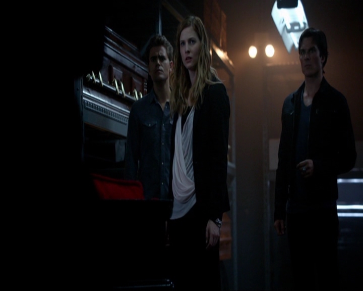 VampireDiariesWorld-dot-nl_7x05LiveThroughThis1322.jpg