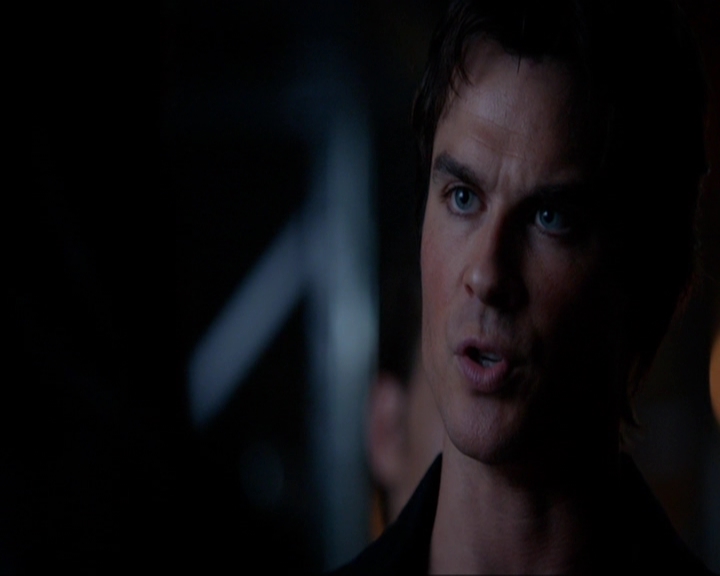 VampireDiariesWorld-dot-nl_7x05LiveThroughThis1401.jpg