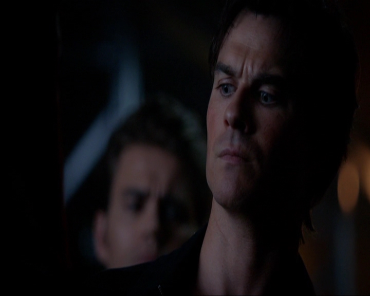 VampireDiariesWorld-dot-nl_7x05LiveThroughThis1413.jpg