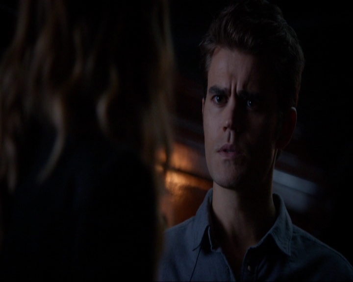 VampireDiariesWorld-dot-nl_7x05LiveThroughThis1439.jpg