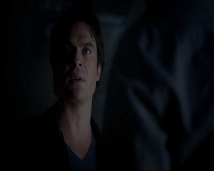 VampireDiariesWorld-dot-nl_7x05LiveThroughThis1558.jpg