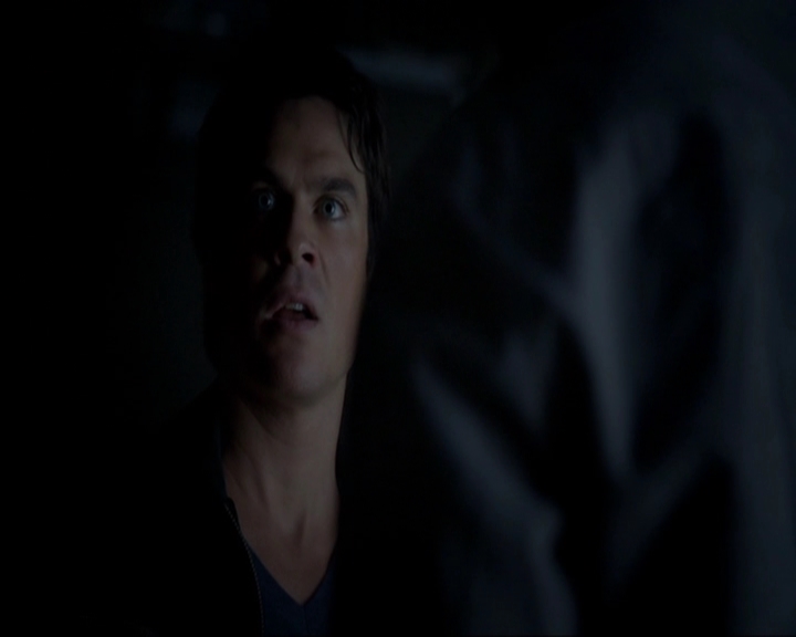 VampireDiariesWorld-dot-nl_7x05LiveThroughThis1559.jpg