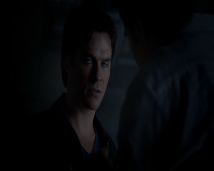 VampireDiariesWorld-dot-nl_7x05LiveThroughThis1567.jpg