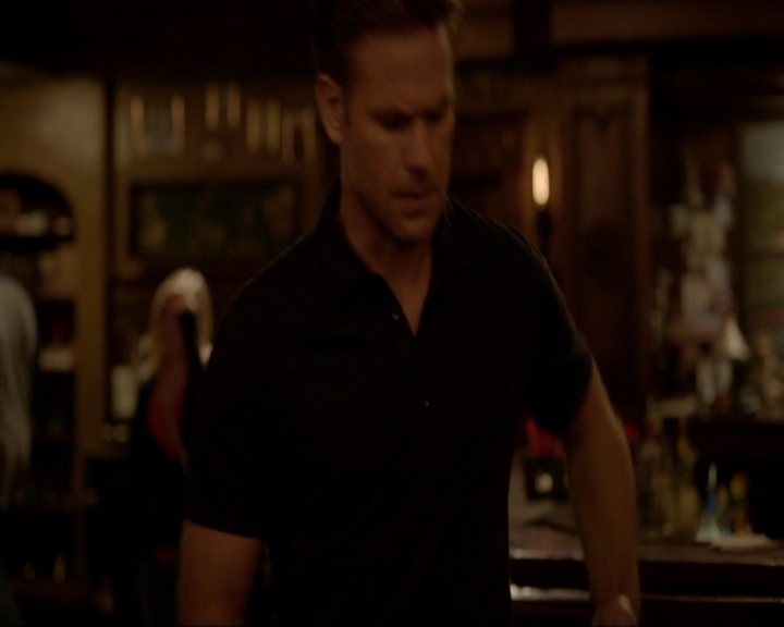 VampireDiariesWorld-dot-nl_7x05LiveThroughThis1816.jpg