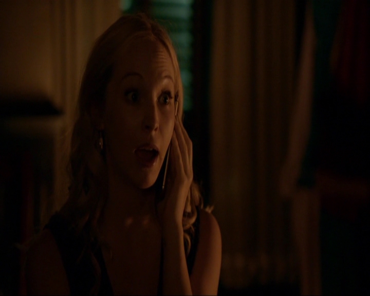 VampireDiariesWorld-dot-nl_7x05LiveThroughThis1952.jpg