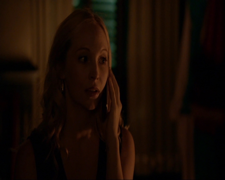 VampireDiariesWorld-dot-nl_7x05LiveThroughThis1953.jpg