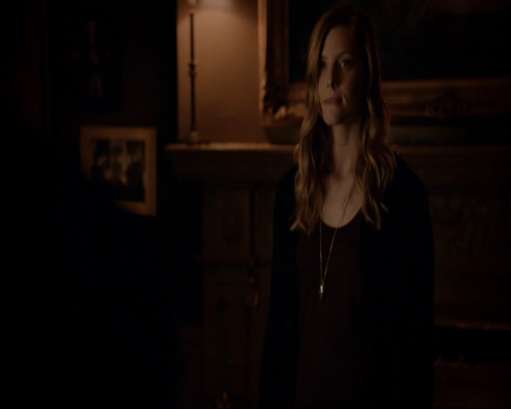 VampireDiariesWorld-dot-nl_7x05LiveThroughThis1988.jpg