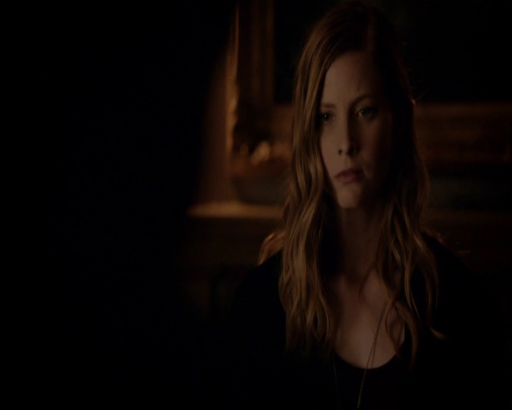 VampireDiariesWorld-dot-nl_7x05LiveThroughThis2010.jpg