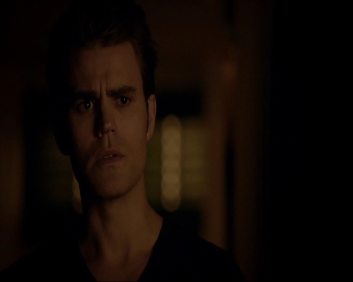 VampireDiariesWorld-dot-nl_7x05LiveThroughThis2033.jpg