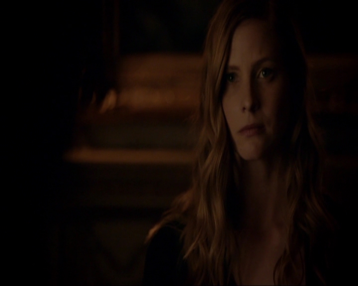 VampireDiariesWorld-dot-nl_7x05LiveThroughThis2065.jpg