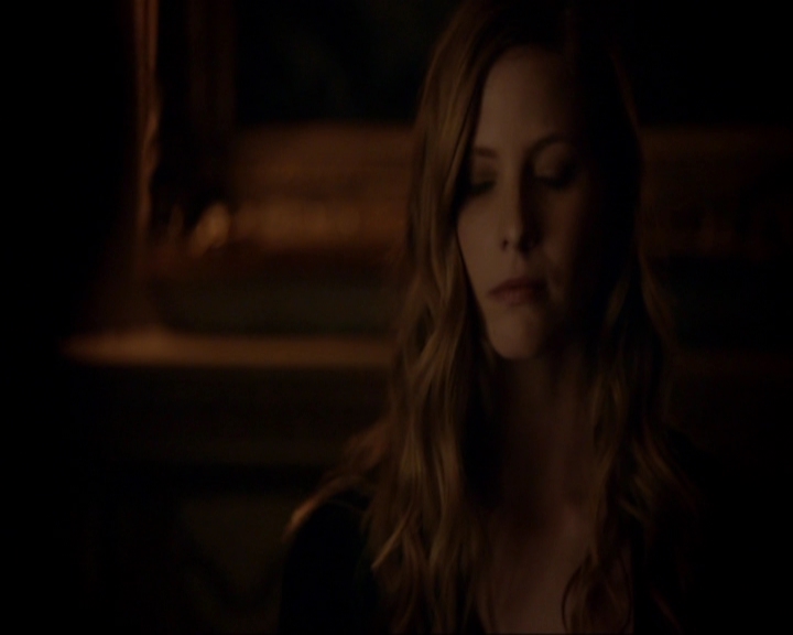 VampireDiariesWorld-dot-nl_7x05LiveThroughThis2070.jpg