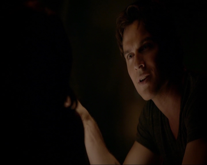 VampireDiariesWorld-dot-nl_7x05LiveThroughThis2116.jpg