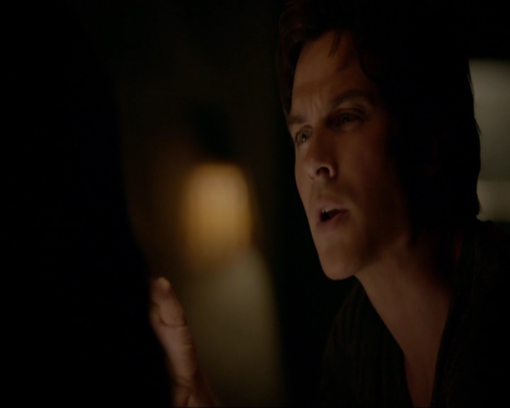 VampireDiariesWorld-dot-nl_7x05LiveThroughThis2142.jpg