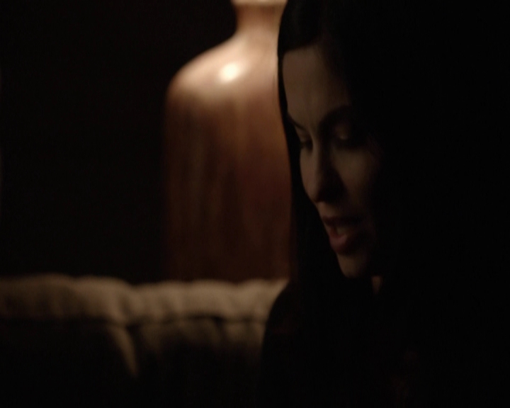 VampireDiariesWorld-dot-nl_7x06BestServedCold-deletedscenes0014.jpg