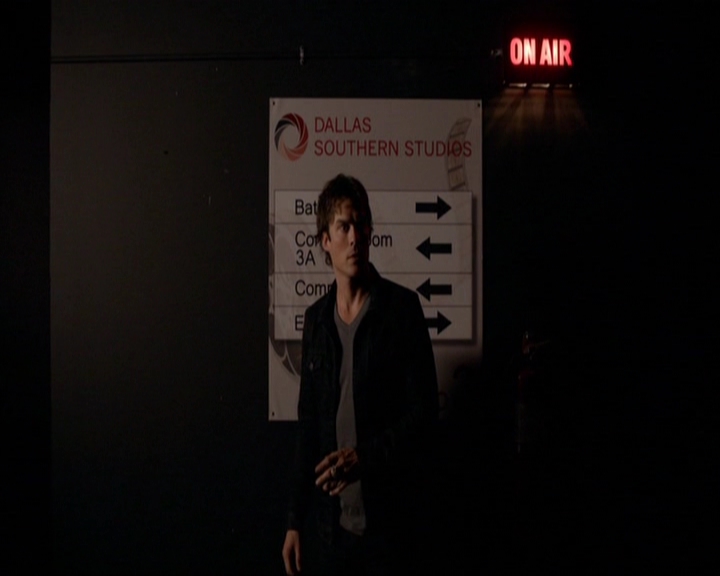 VampireDiariesWorld-dot-nl_7x07MommieDearest0048.jpg