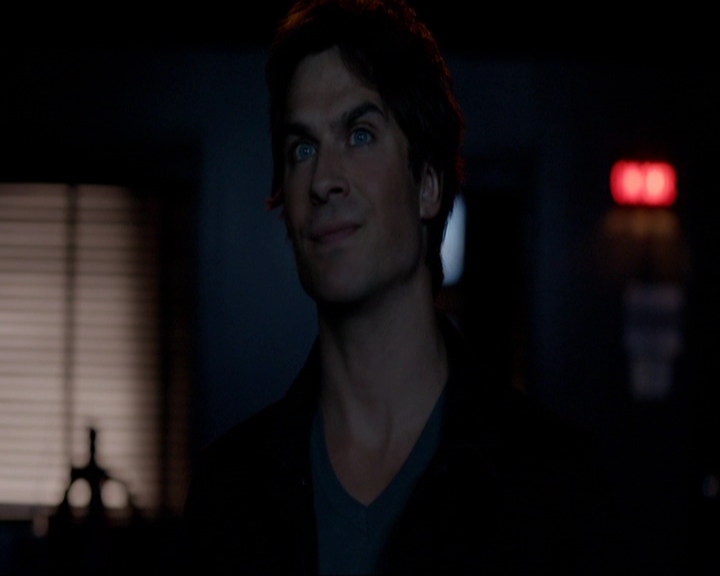 VampireDiariesWorld-dot-nl_7x07MommieDearest0058.jpg